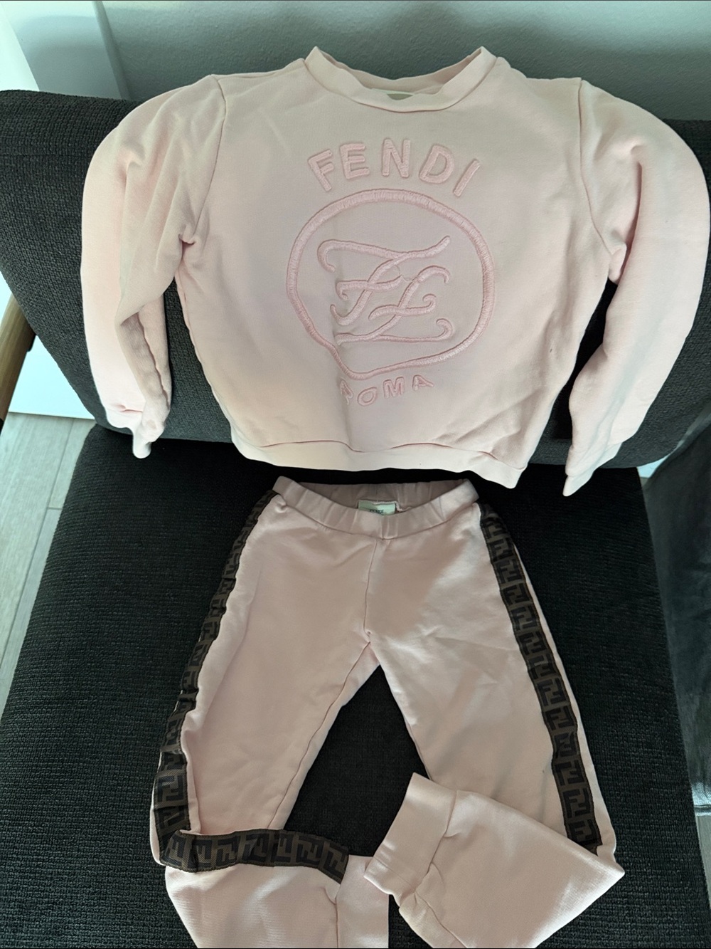 Fendi Kids Pale Pink Logo Sweatshirt and Joggers Set
